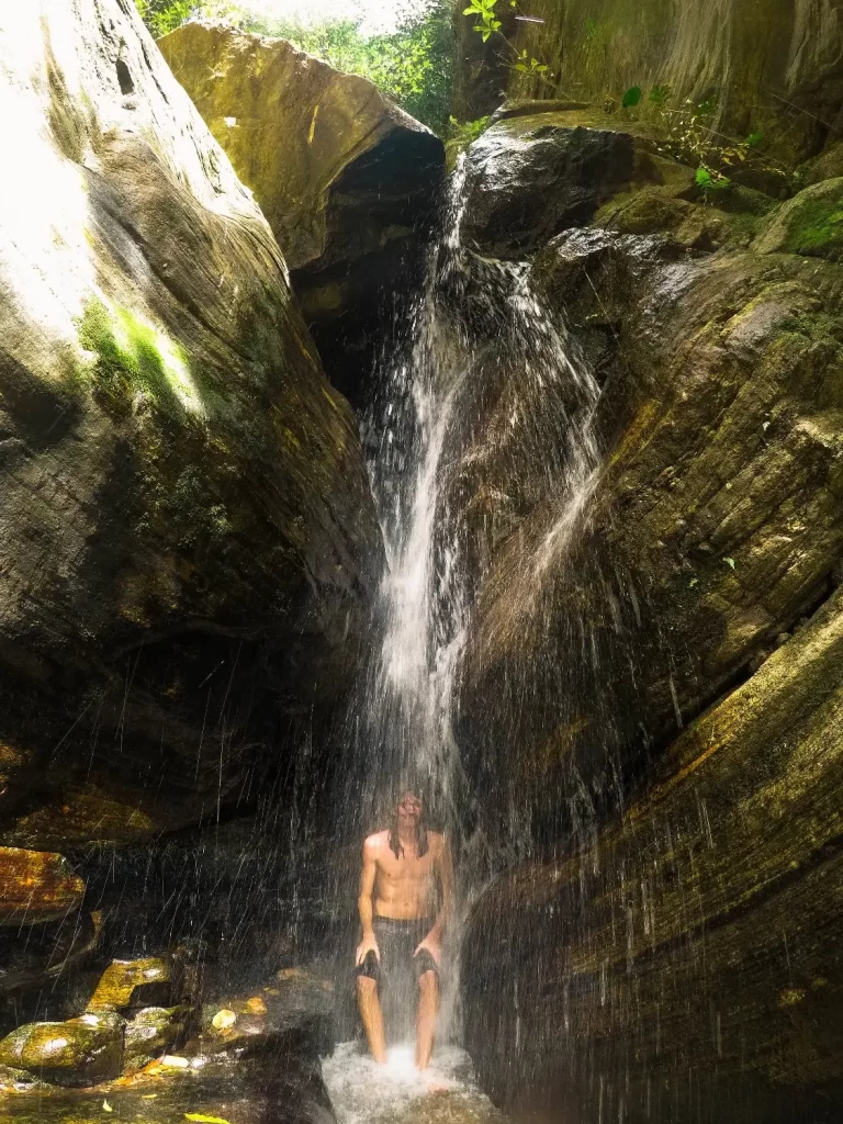 Cachoeira das Andorinhas (Horto) - 33 cachoeiras imperdíveis na cidade do Rio de Janeiro - Vamos Trilhar