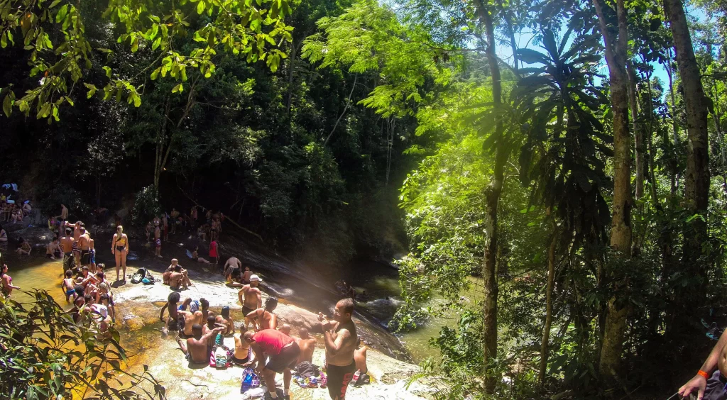 Cachoeira do Mendanha muito cheia - Vamos Trilhar