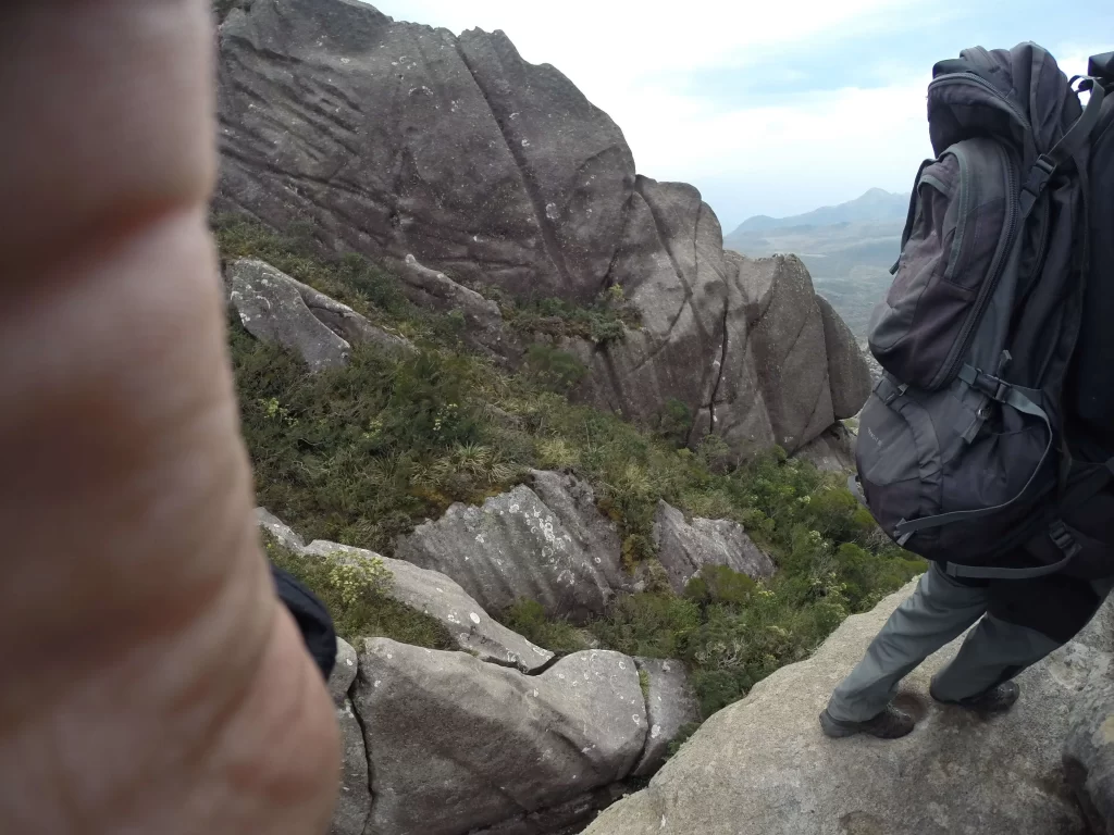 Abismo Pico das Agulhas Negras - Itatiaia - RJ - Vamos Trilhar