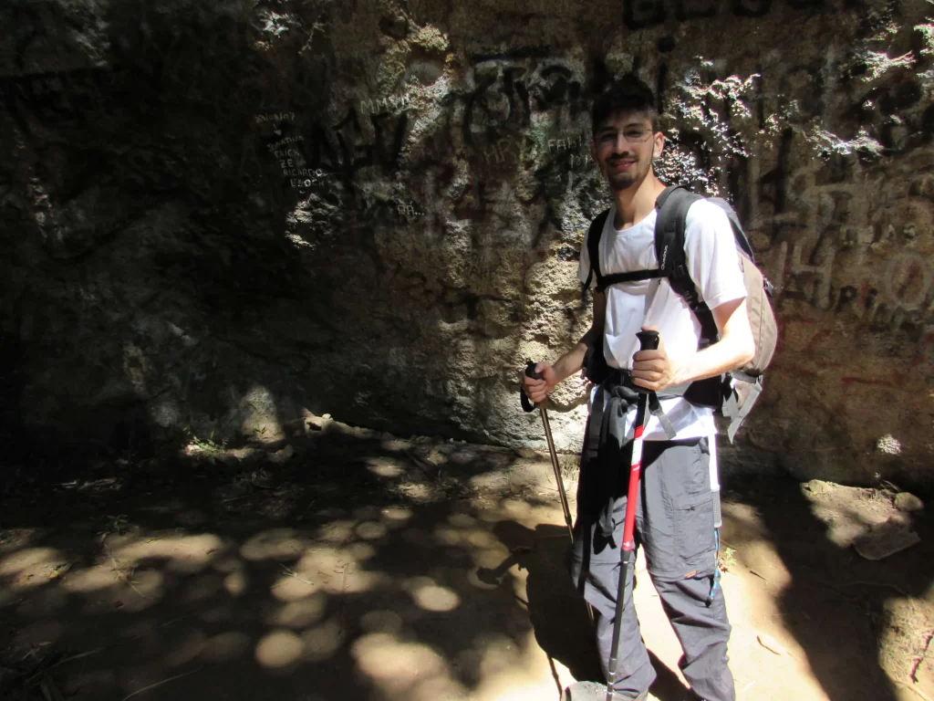 Primeiro abrigo - Trilha da Pedra do Sino - Serra dos Órgãos - RJ - Vamos Trilhar