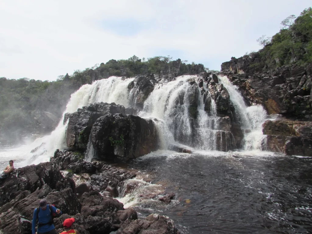 Conheça tudo sobre a Cachoeira Cariocas - Chapada dos Veadeiros - GO - Vamos Trilhar