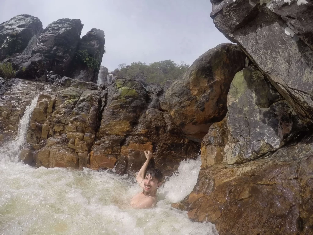 Piscinas Naturais da Cachoeira Cariocas - Chapada dos Veadeiros - GO - Vamos Trilhar