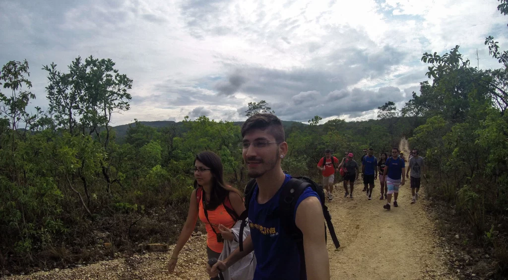 Início da trilha para os Saltos do Rio Preto - Chapada dos Veadeiros - GO - Vamos Trilhar