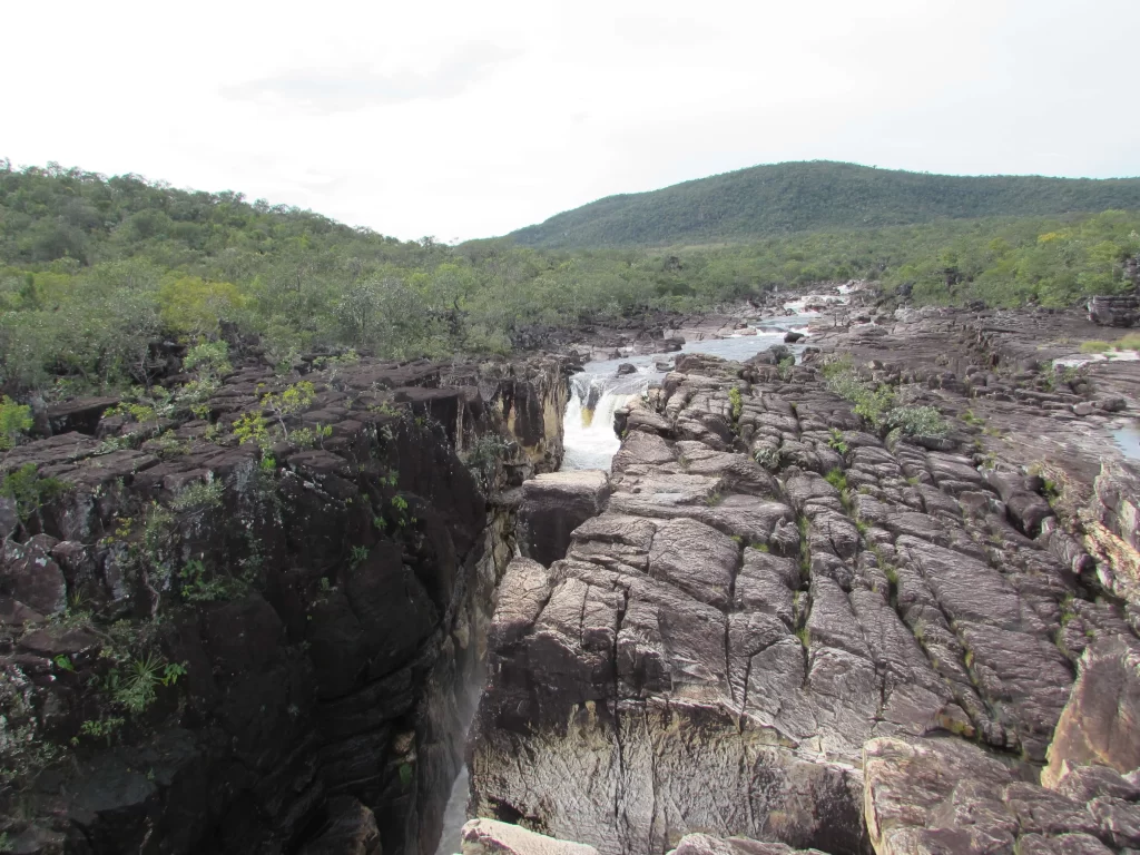 Trilha dos Cânions - Parque Nacional da Chapada dos Veadeiros - GO - Vamos Trilhar