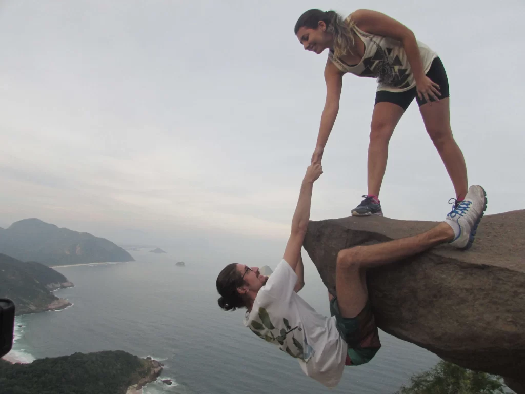 Ilusão de ótica - Pedra do Telégrafo - RJ - Vamos Trilhar