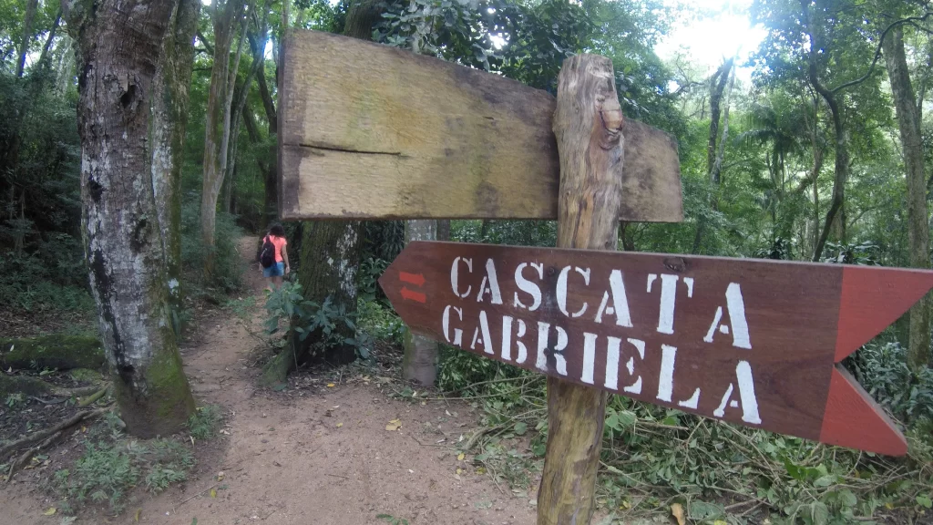 Início da trilha da Cascata Gabriela - Floresta da Tijuca - RJ - Vamos Trilhar
