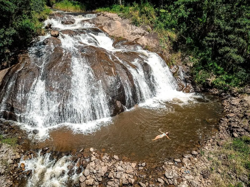 Conheça tudo sobre as Cachoeiras do Por Acaso, Escorrega e Batismo - Santa Rita de Jacutinga - MG - Vamos Trilhar
