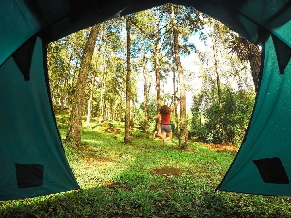 Acampando no Camping Clube do Brasil da Serrinha do Alambari - RJ - Vamos Trilhar-min