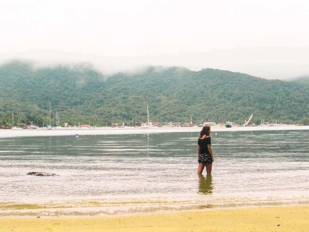 A Praia da Crena - Circuito de Praias do Abraãozinho - Ilha Grande - RJ - Vamos Trilhar-min