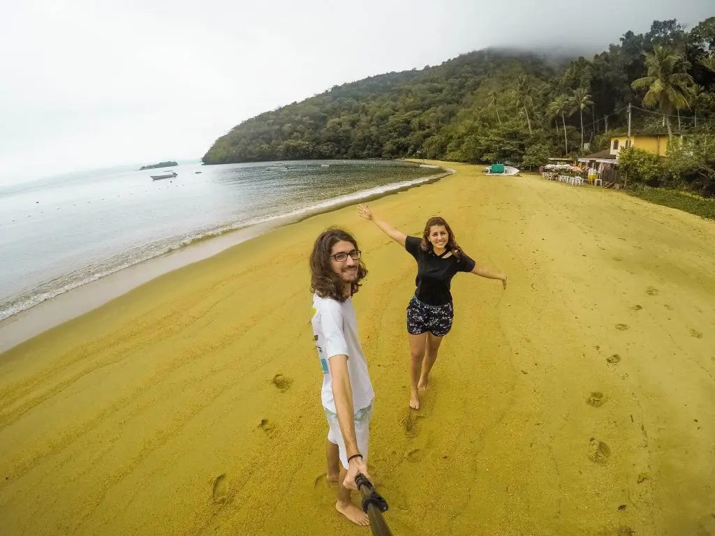 Chegando na Praia do Abraãozinho - Circuito de Praias do Abraãozinho - Ilha Grande - RJ - Vamos Trilhar-min