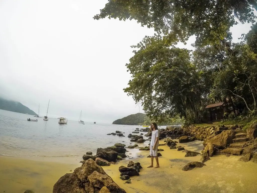 Fim da Praia da Bica - Circuito de Praias do Abraãozinho - Ilha Grande - RJ - Vamos Trilhar-min