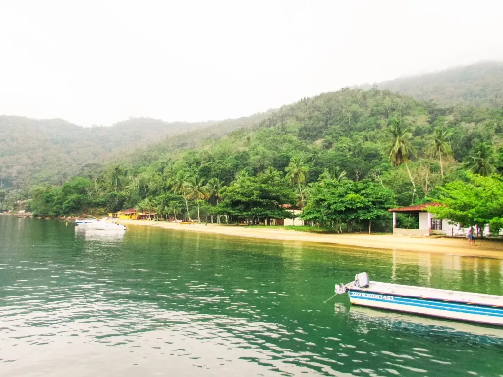 Praia de Maguariquessaba - Ilha Grande - RJ - Vamos Trilhar