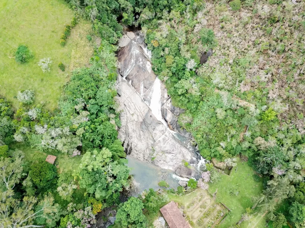 Cachoeira da Carmem - Lídice (Rio Claro - RJ) - Vamos Trilhar
