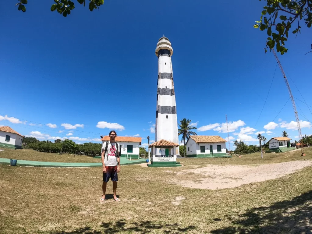 Farol de Mandacaru - Passeio de Lancha pelo Rio Preguiças - MA - Vamos Trilhar