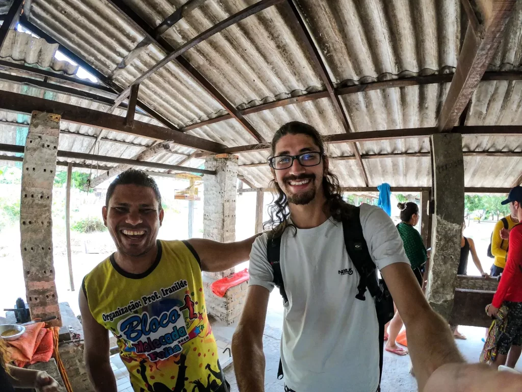 Recepção do José Maria no Passeio ao Povoado Tapuio - Lençóis Maranhenses - Vamos Trilhar