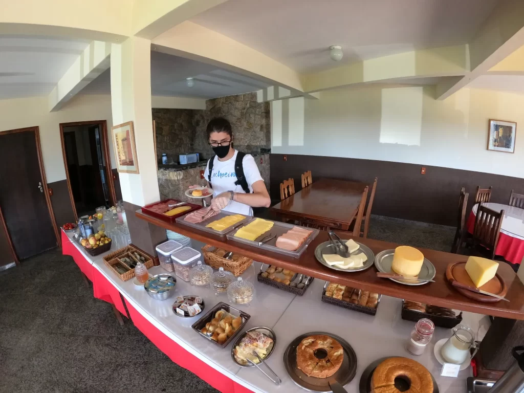 Café da manhã da Pousada Bela Mauá - Visconde de Mauá - RJ - Vamos Trilhar