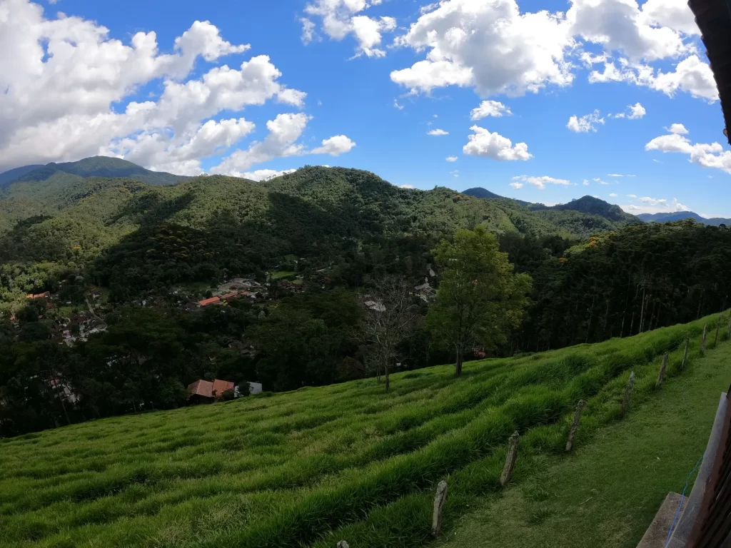 Frente da Pousada Bela Mauá - Visconde de Mauá - RJ - Vamos Trilhar