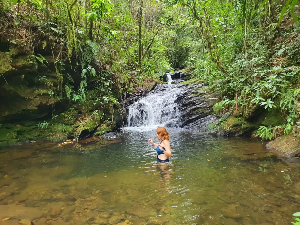 Poço Dama de Honra - Cachoeira Véu da Noiva - Visconde de Mauá - RJ - Vamos Trilhar