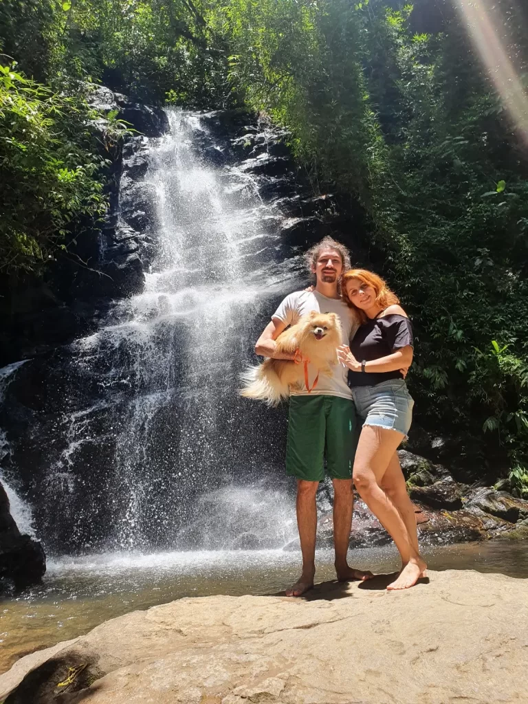 Vista da Cachoeira Véu da Noiva - Visconde de Mauá - RJ - Vamos Trilhar