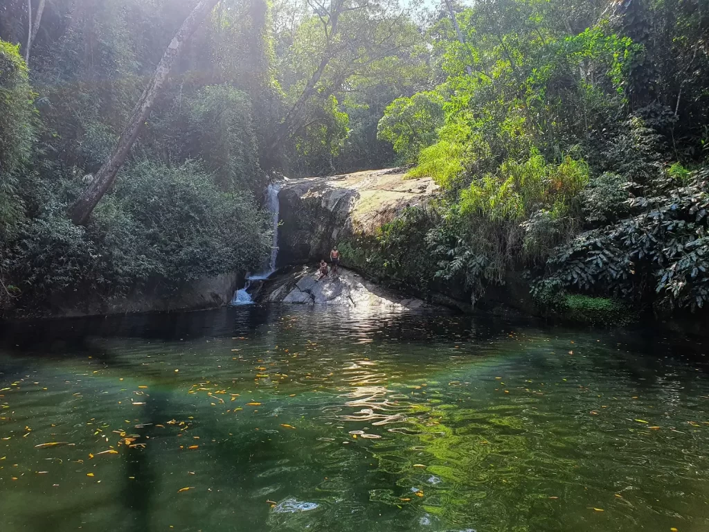 O Poço Negro (Poção) no Rocio - Petrópolis - RJ - Vamos Trilhar