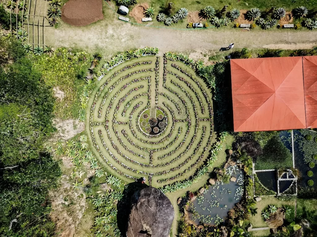 O que você vai conhecer no santuário Vale do Amor em Petrópolis - RJ - Vamos Trilhar