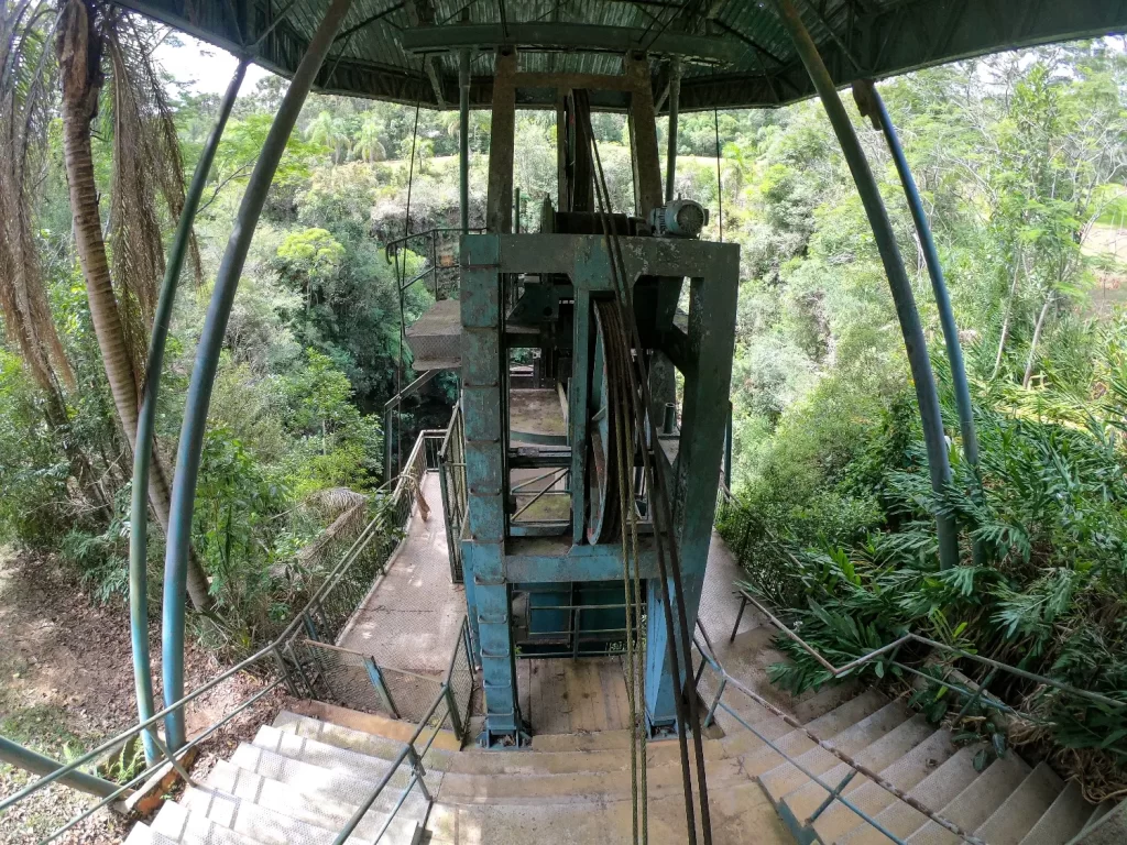 Elevador da Furna - Parque Estadual de Vila Velha - PR - Vamos Trilhar