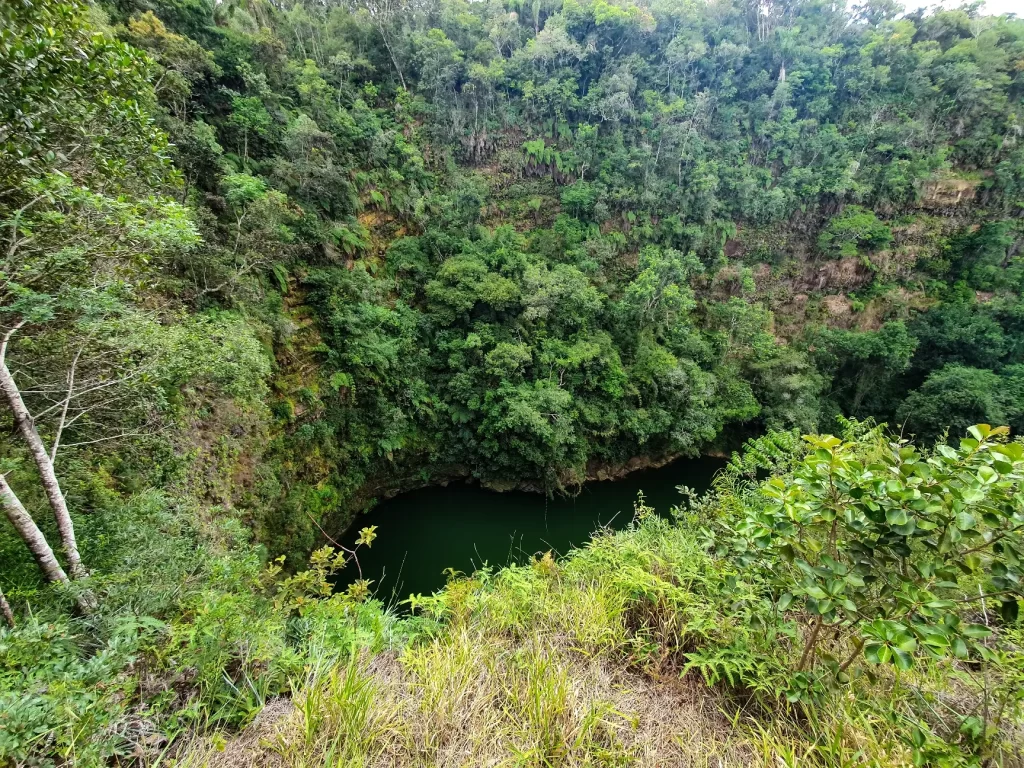 Furna 1 - Parque Estadual de Vila Velha - PR - Vamos Trilhar