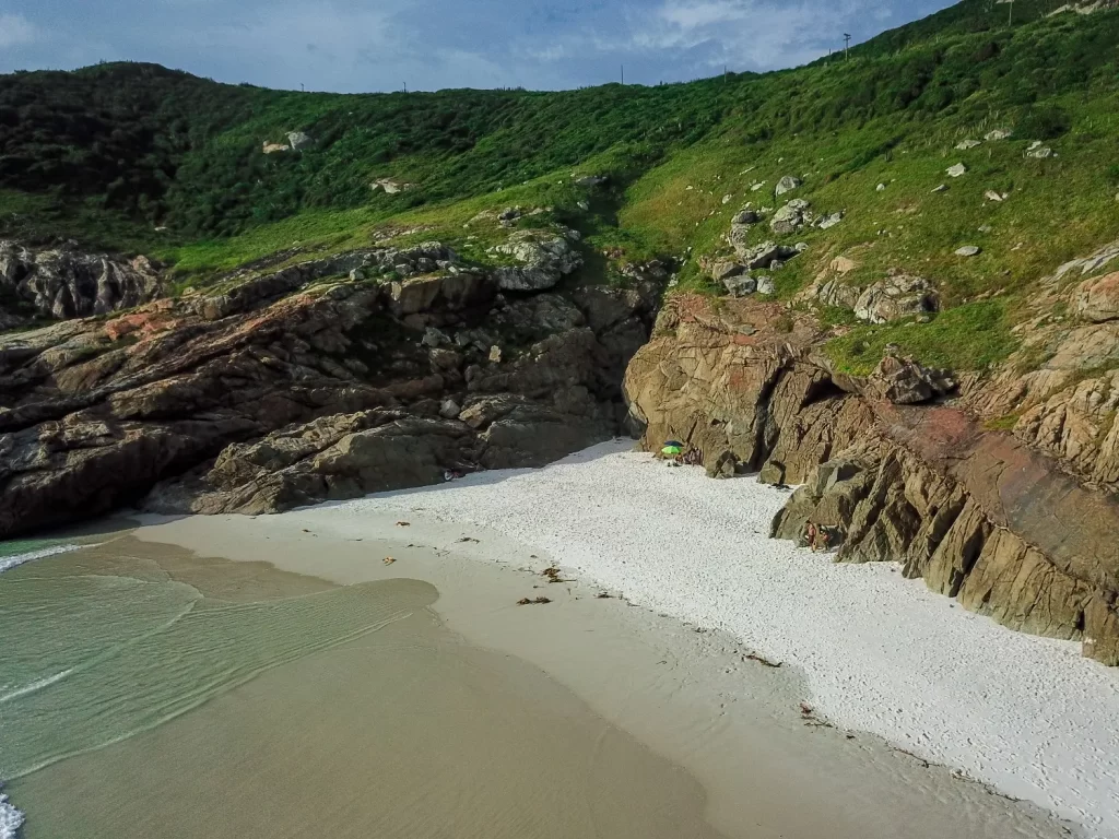 Melhor época para vista a Praia Brava - Arraial do Cabo - Região dos Lagos - RJ