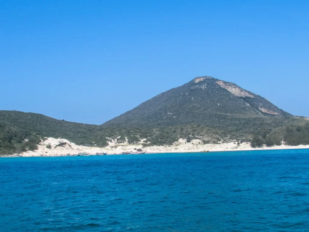 Vista da Praia da Ilha do Farol - Arraial do Cabo - Vamos Trilhar