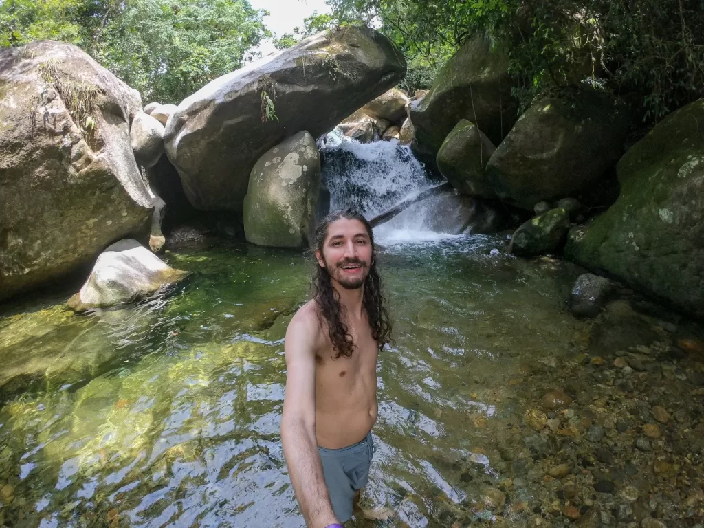 Conhecendo o Poço do Sossego - Poço da Capela - Parnaso - Guapimirim - Vamos Trilhar