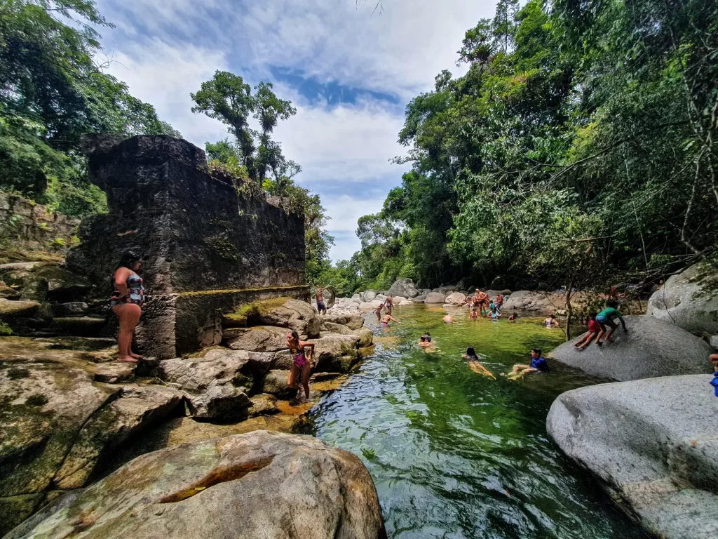 O Poço da Ponte Velha - Parnaso - Guapimirim - Vamos Trilhar