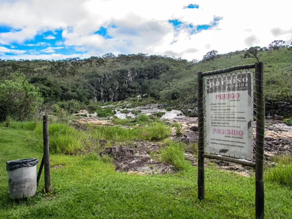 Sobre o Paraíso Perdido - Capitólio - MG - Vamos Trilhar