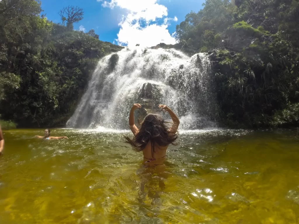 Cachoeira Lagoa Azul - Capitólio - MG - Vamos Trilhar