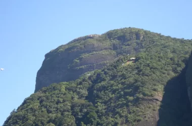 Conheça tudo sobre a trilha da Pedra Bonita