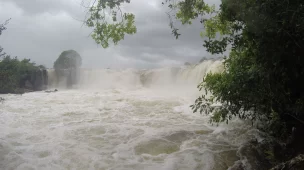 Conheça tudo sobre a Cachoeira da Velha no Jalapão - TO - Vamos Trilhar