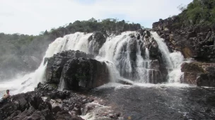 Conheça tudo sobre a Cachoeira Cariocas - Chapada dos Veadeiros - GO - Vamos Trilhar