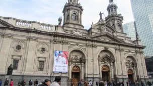 Conheça tudo sobre a Plaza de Armas - Santiago - Chile - Vamos Trilhar-min