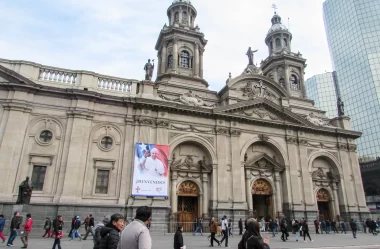 Conheça tudo sobre a Plaza de Armas – Santiago – Chile