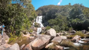 Conheça tudo sobre a Cachoeira Candaru - Chapada dos Veadeiros – GO - Vamos Trilhar