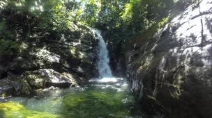 Segunda Queda - Cachoeira das Sete Quedas - Aldeia Velha - RJ - Vamos Trilhar-min