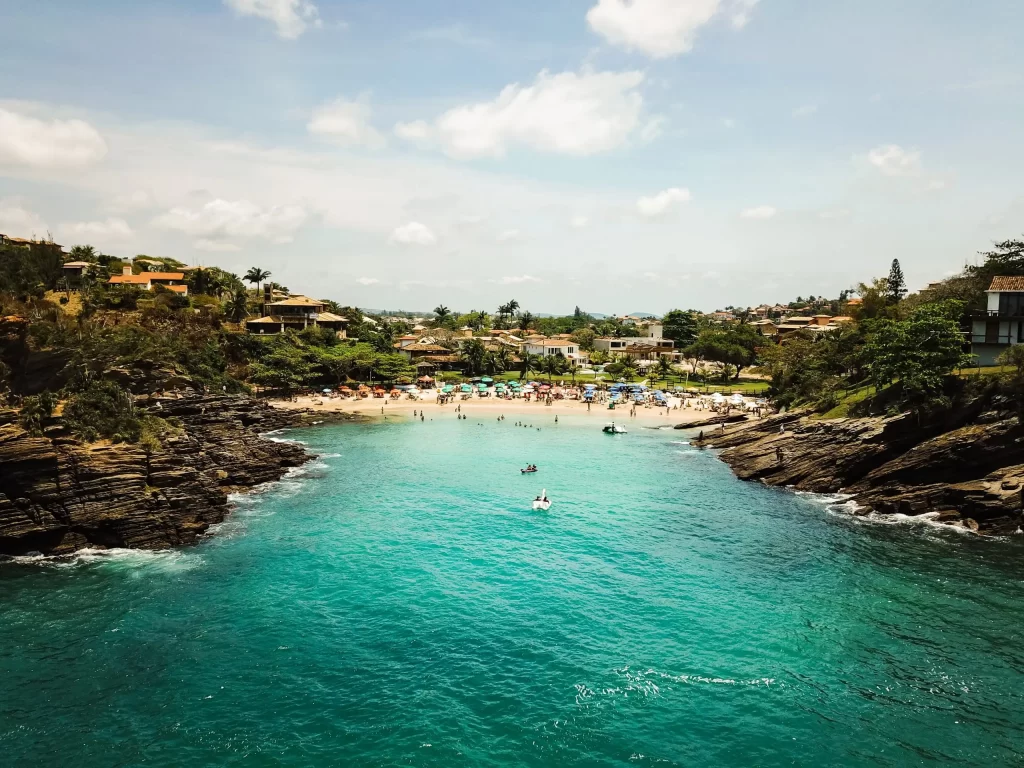 Conheça tudo sobre a Praia da Ferradurinha - Búzios - RJ - Vamos Trilhar-min