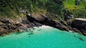 Gruta do Amor - Prainhas do Pontal do Atalaia - Arraial do Cabo - RJ - Vamos Trilhar