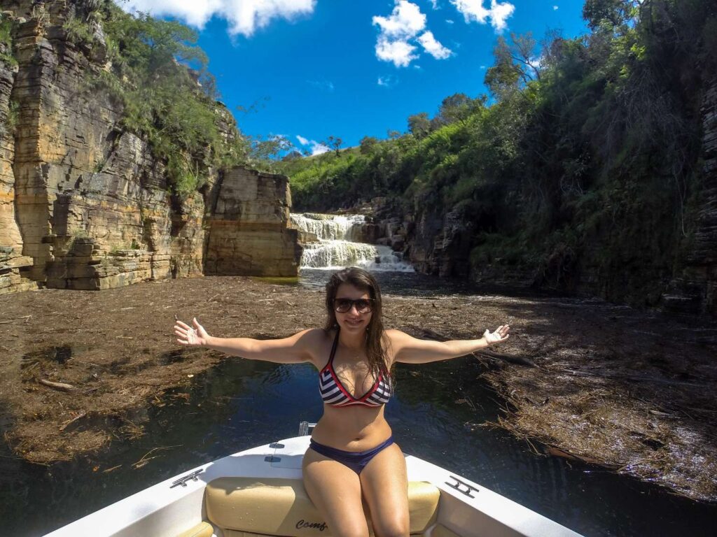 Cascatinha - passeio de lancha pelo Lago de Furnas - Capitólio - MG - Vamos Trilhar