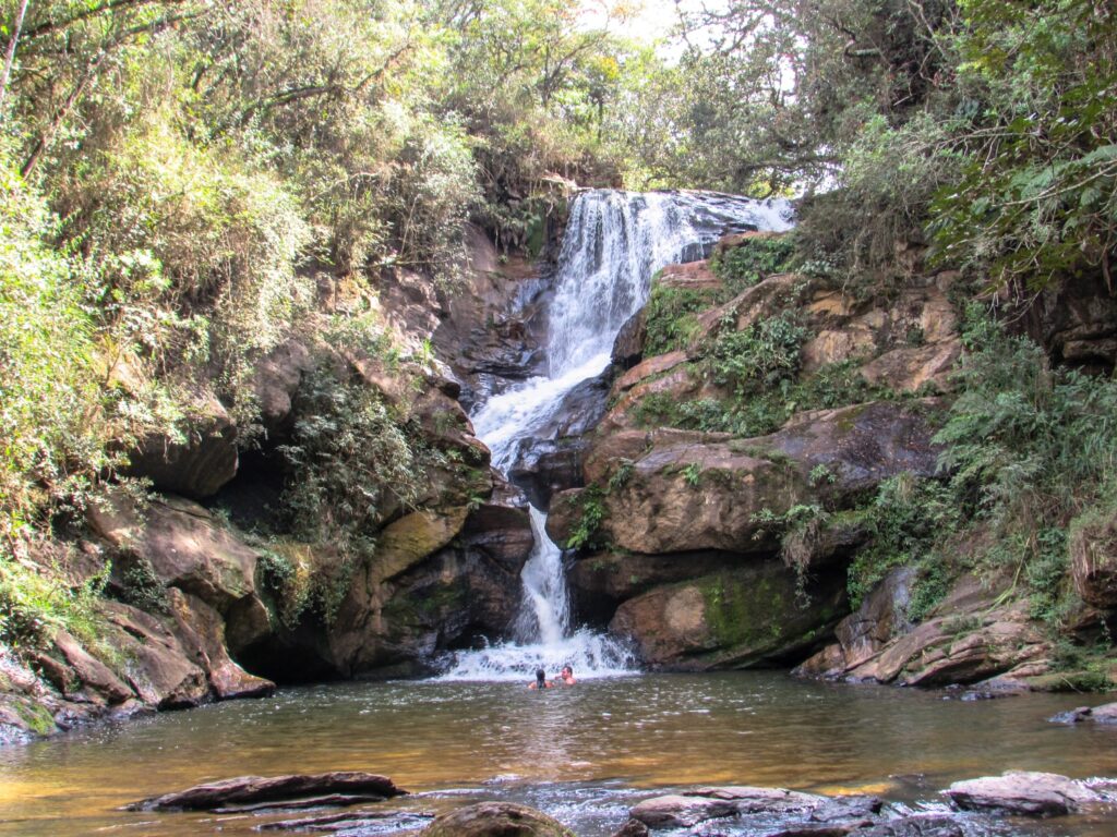 Conheça tudo sobre a Cachoeira Véu da Noiva - São Thomé das Letras - MG - Vamos Trilhar