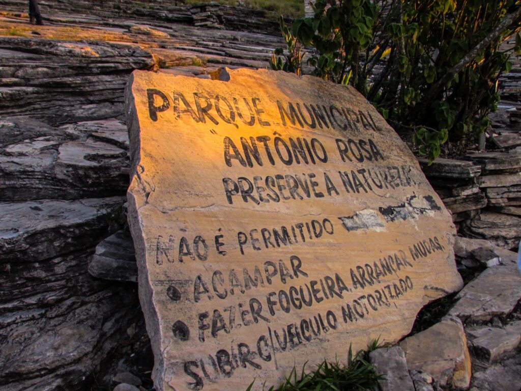 Parque Municipal Antônio Rosa - São Thomé das Letras - MG - Vamos Trilhar