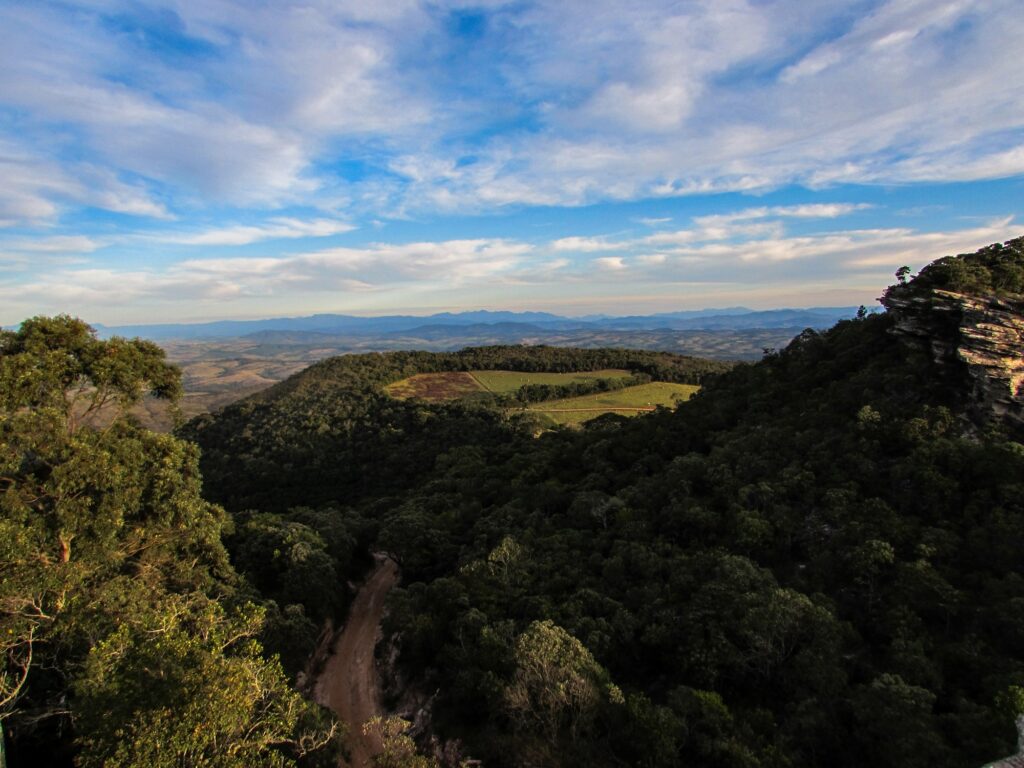 Vista da Pedra da Bruxa - São Thomé das Letras - MG - Vamos Trilhar