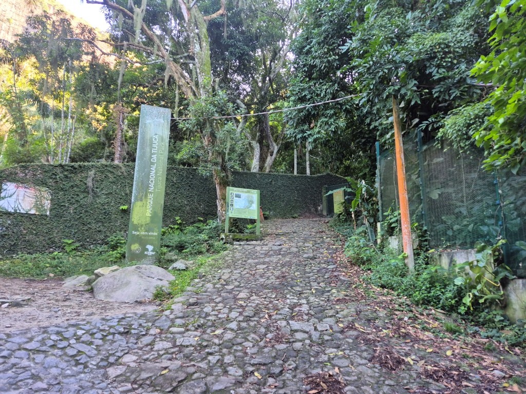 O Parque Nacional da Tijuca - Pedra da Gávea - Floresta da Tijuca - RJ