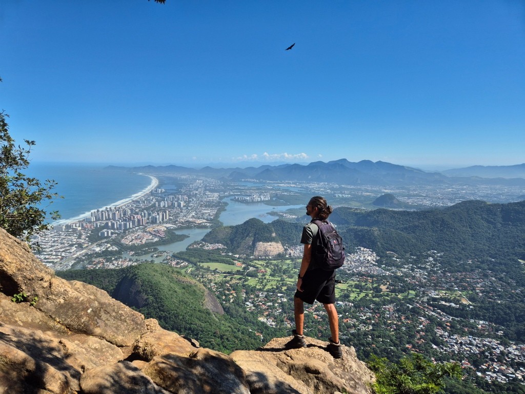 Parada no meio da subida da Carrasqueira - Pedra da Gávea - Floresta da Tijuca - RJ