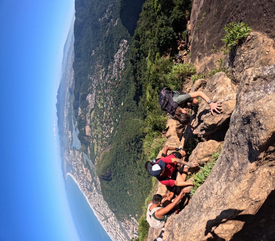 Subindo a Carrasqueira - Pedra da Gávea - Floresta da Tijuca - RJ