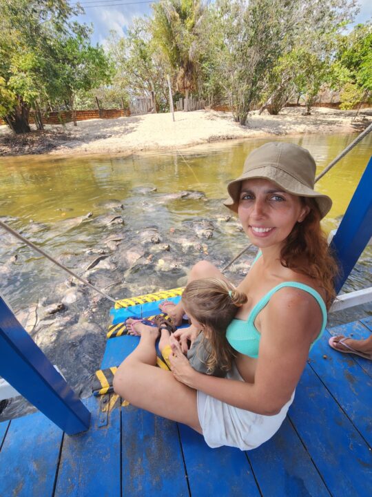 Balsa para ver tartarugas na Comunidade Coroca - Passeio das Tartarugas Amazônicas - Alter do Chão - PA - Vamos Trilhar
